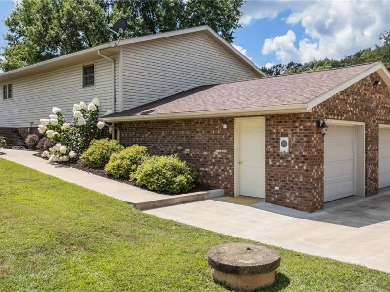 1998 Reese Road, Fleming, OH 45729 Photo 9