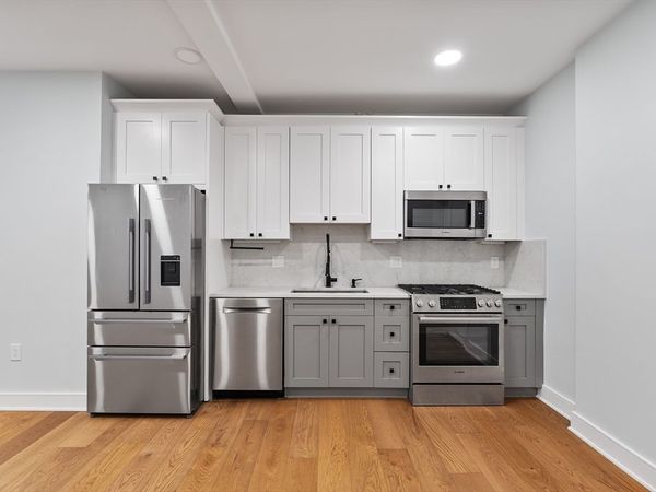 292 Prospect Street, Unit PH, Cambridge, MA 02139