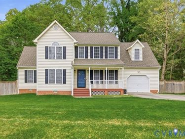 3131 Poinsetta Drive, Chester, VA 23831