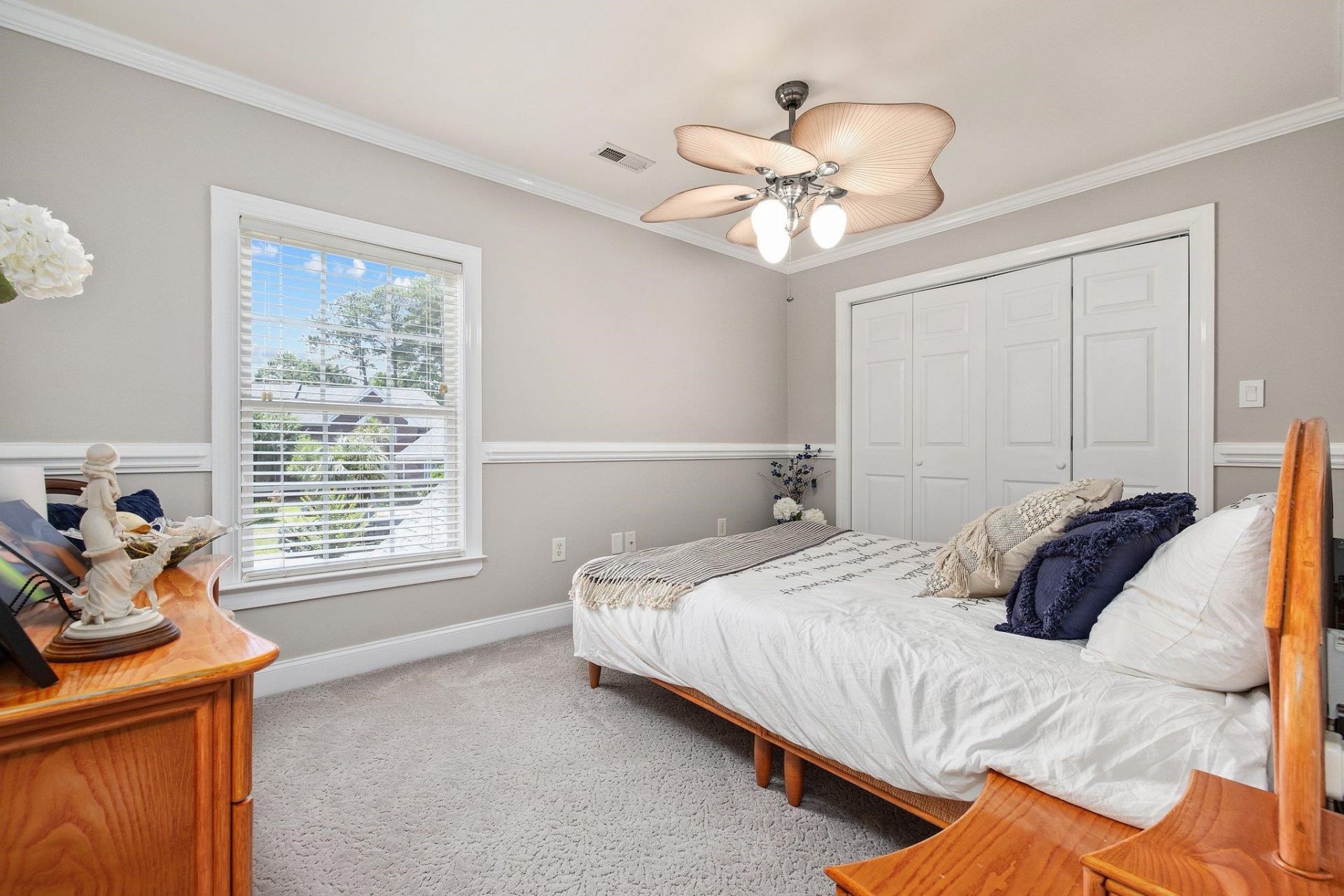 1704 N Highgrove Ct. Photo 32