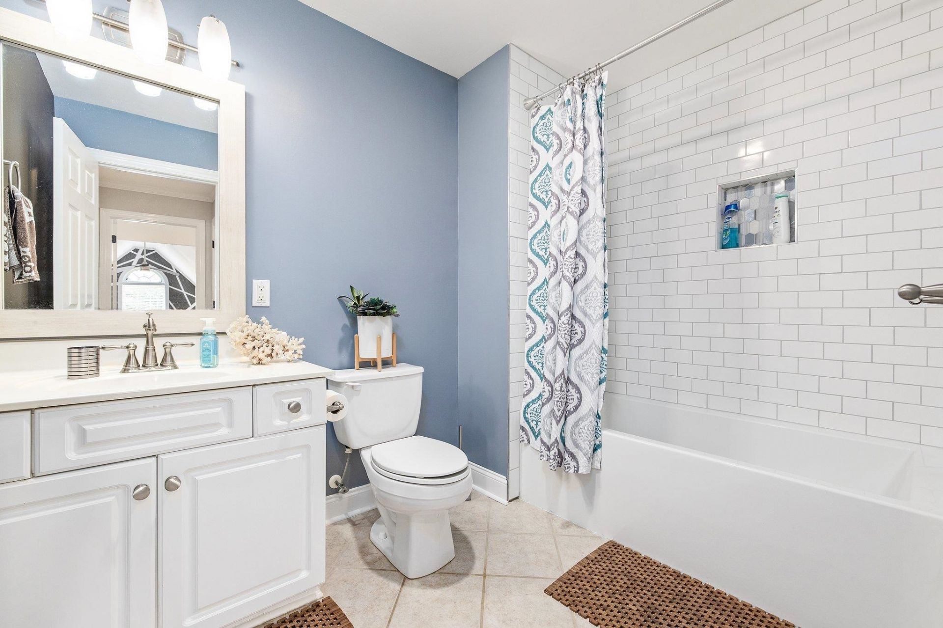 1704 N Highgrove Ct. Photo 33