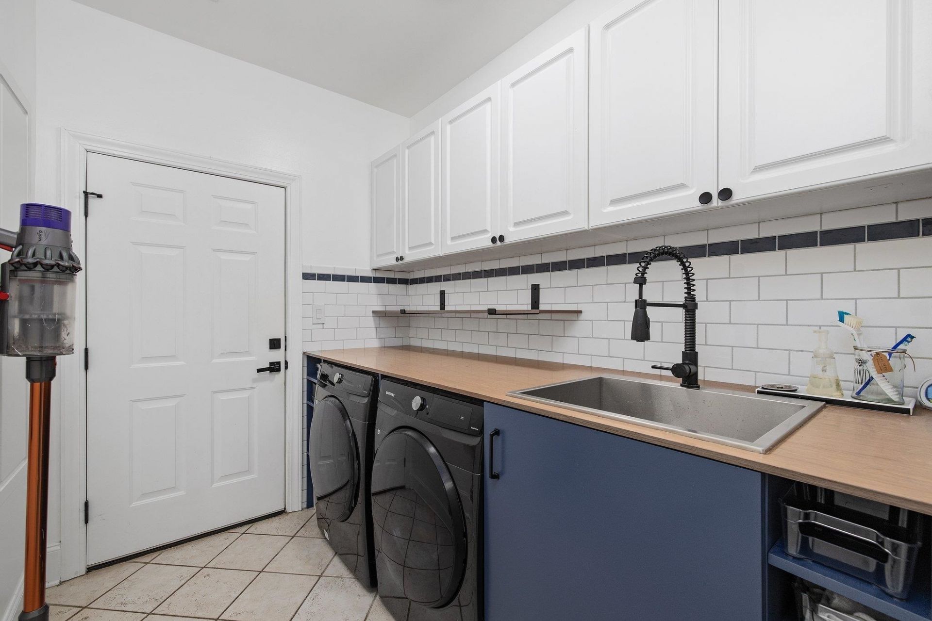 1704 N Highgrove Ct. Photo 36