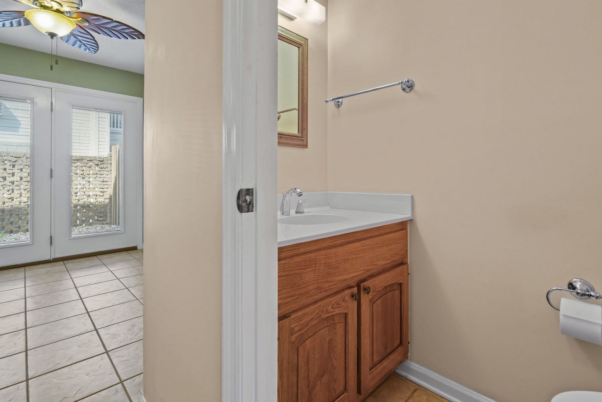 405 Hillside Dr. N Photo 18