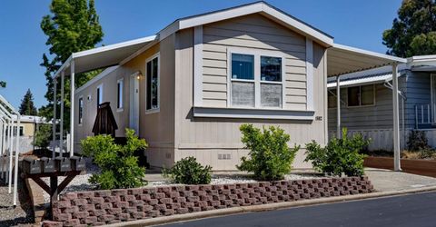 1582 Cottonwood Cir, Auburn, CA 95603 Photo
