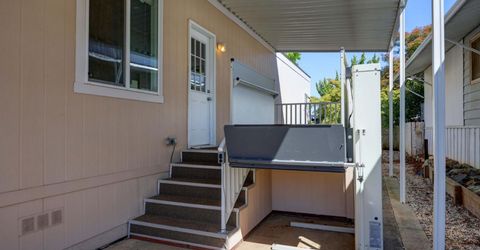 1582 Cottonwood Cir, Auburn, CA 95603 Photo