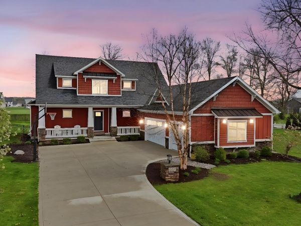 5587 Deer Hollow Road, Auburn, IN 46706