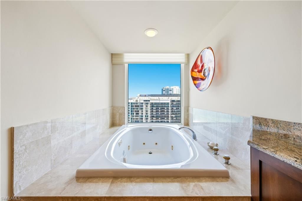 4021 Gulf Shore Blvd N, Unit 1804, Naples, FL 34103 Photo