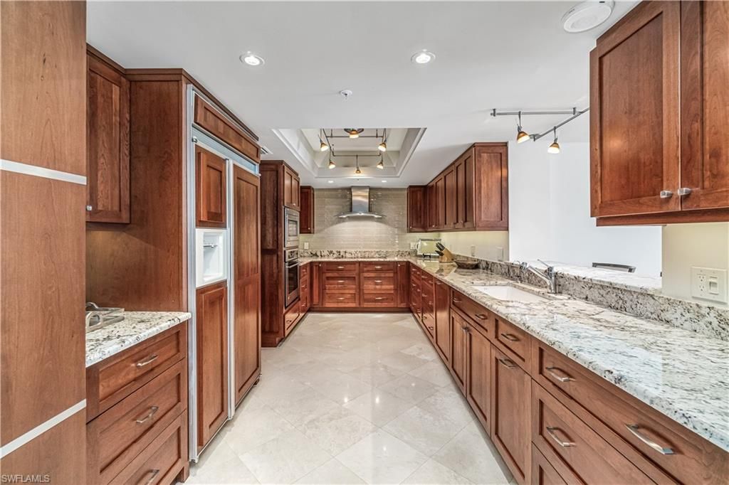 4021 Gulf Shore Blvd N, Unit 1804, Naples, FL 34103 Photo