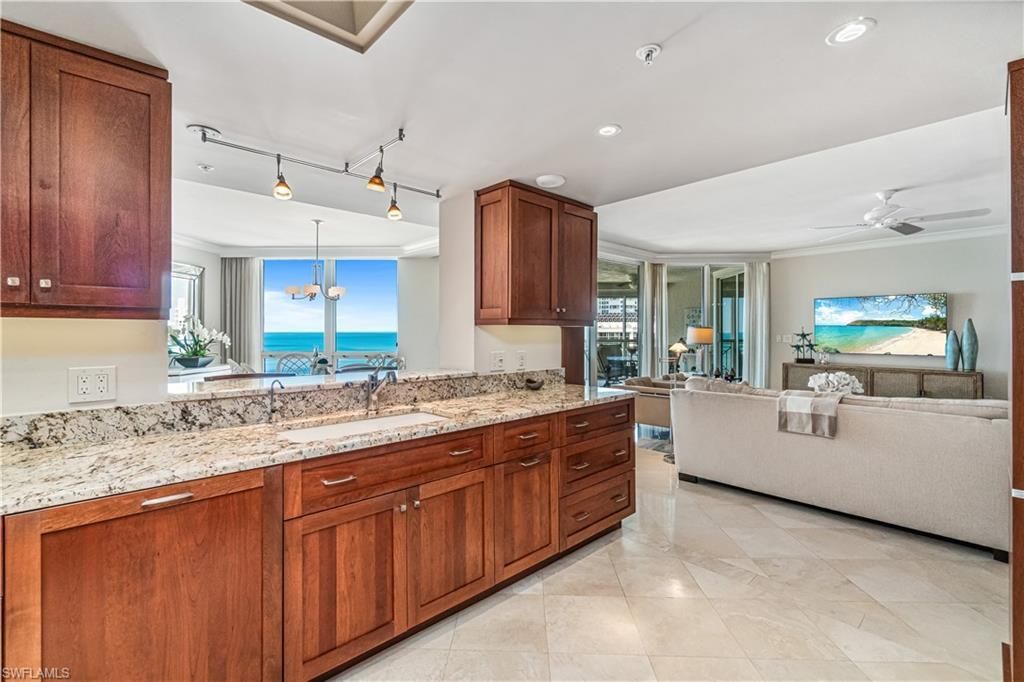 4021 Gulf Shore Blvd N, Unit 1804, Naples, FL 34103 Photo