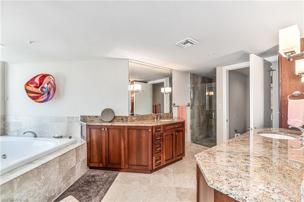 4021 Gulf Shore Blvd N, Unit 1804, Naples, FL 34103 Photo