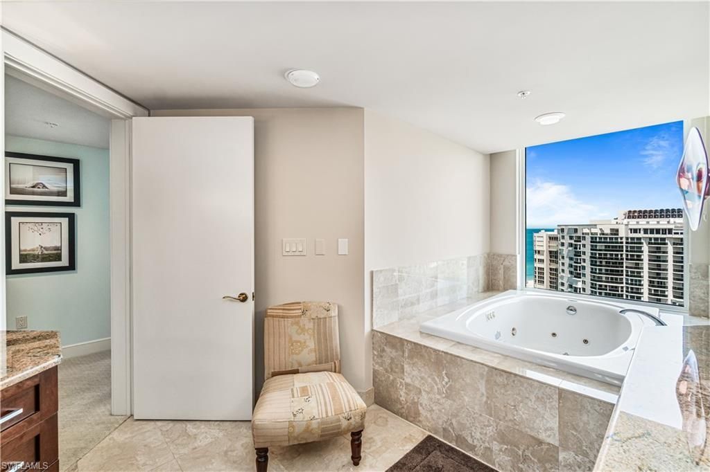 4021 Gulf Shore Blvd N, Unit 1804, Naples, FL 34103 Photo