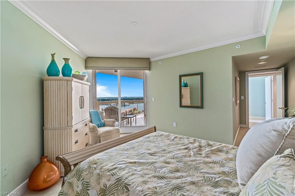 4021 Gulf Shore Blvd N, Unit 1804, Naples, FL 34103 Photo