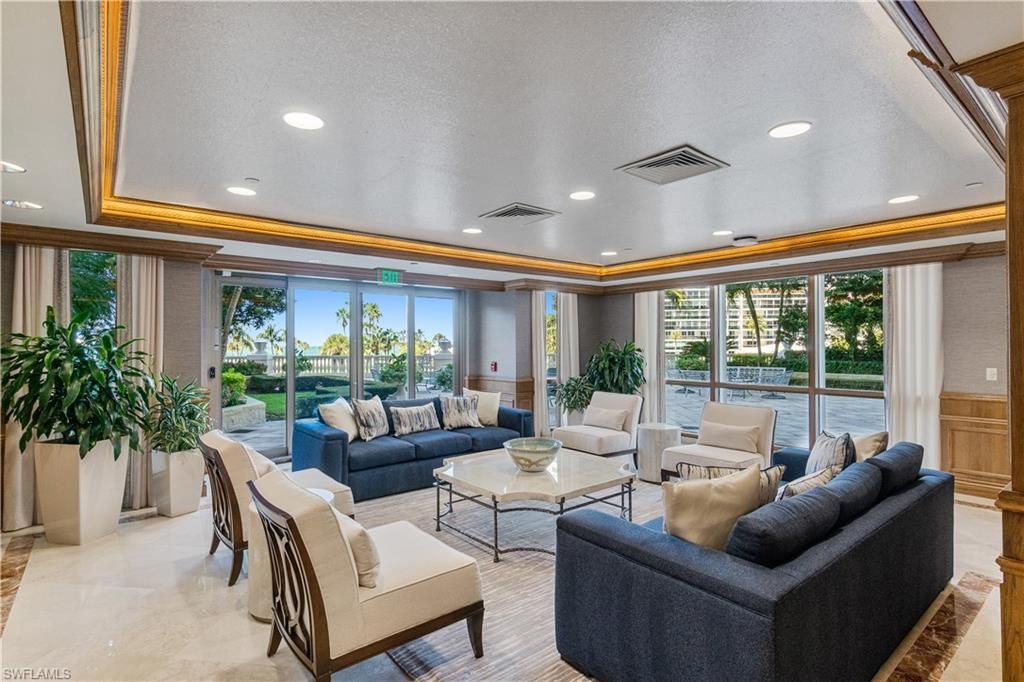 4021 Gulf Shore Blvd N, Unit 1804, Naples, FL 34103 Photo