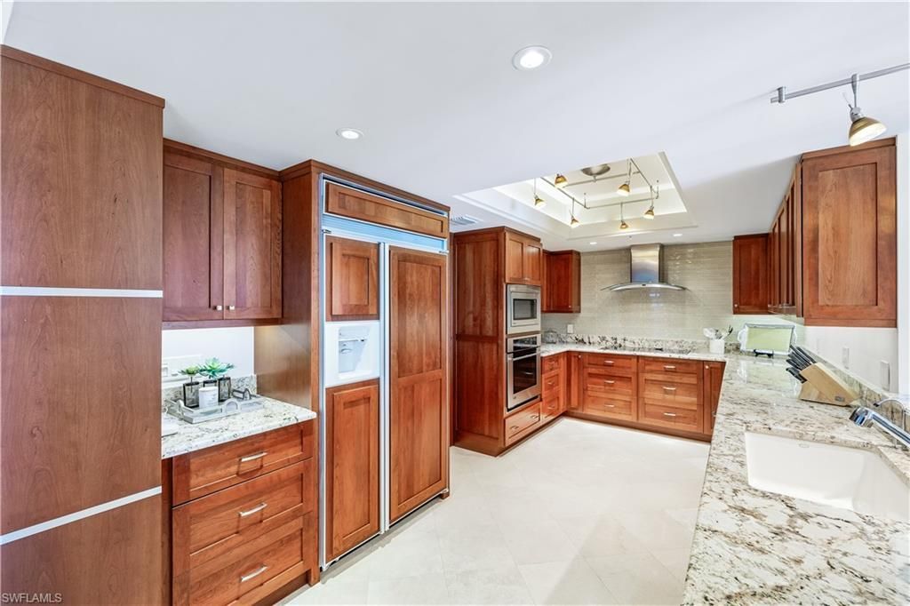 4021 Gulf Shore Blvd N, Unit 1804, Naples, FL 34103 Photo