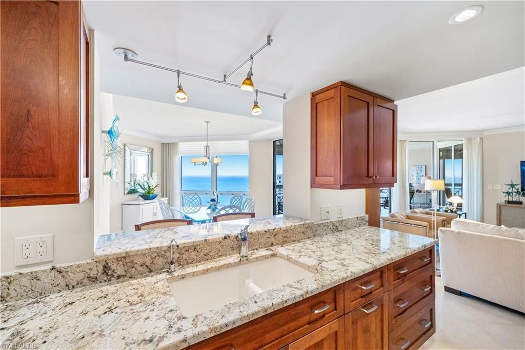 4021 Gulf Shore Blvd N, Unit 1804, Naples, FL 34103 Photo