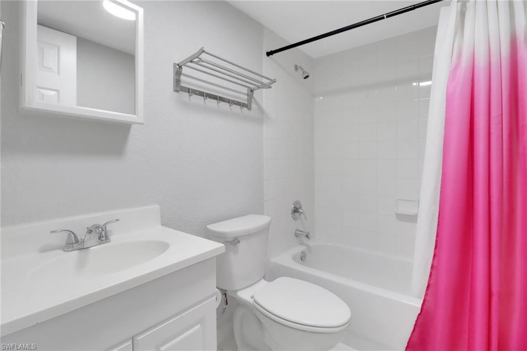 4635 Bayshore Dr, Unit P4, Naples, FL 34112 Photo