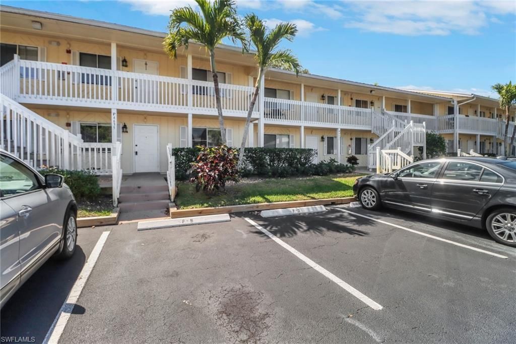 4635 Bayshore Dr, Unit P4, Naples, FL 34112 Photo