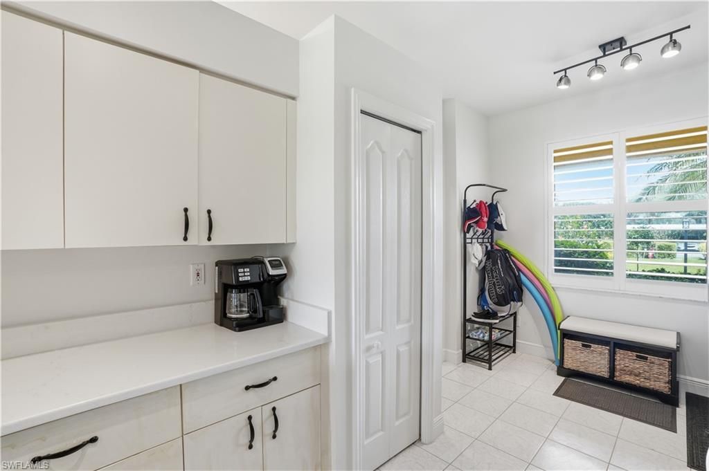 9250 Highland Woods Blvd, Unit 2105, Bonita Springs, FL 34135 Photo