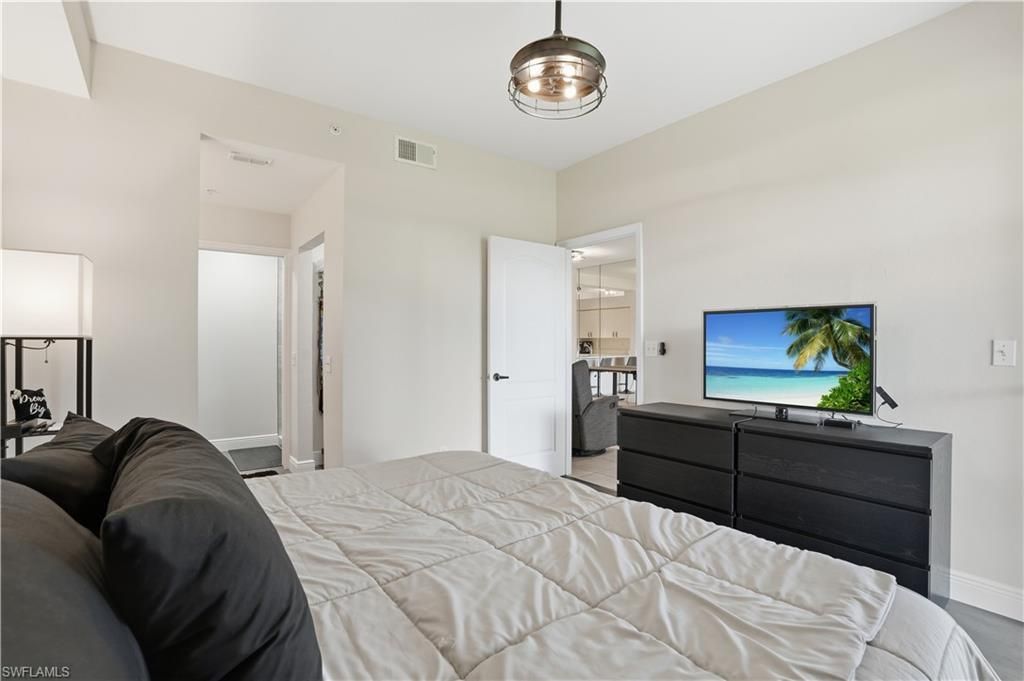 9250 Highland Woods Blvd, Unit 2105, Bonita Springs, FL 34135 Photo