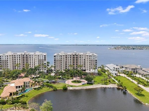 14200 Royal Harbour CT, Unit 306, FORT MYERS, FL 33908