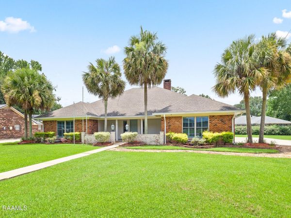 1127 N Monte Blanc Drive , Abbeville, LA 70510