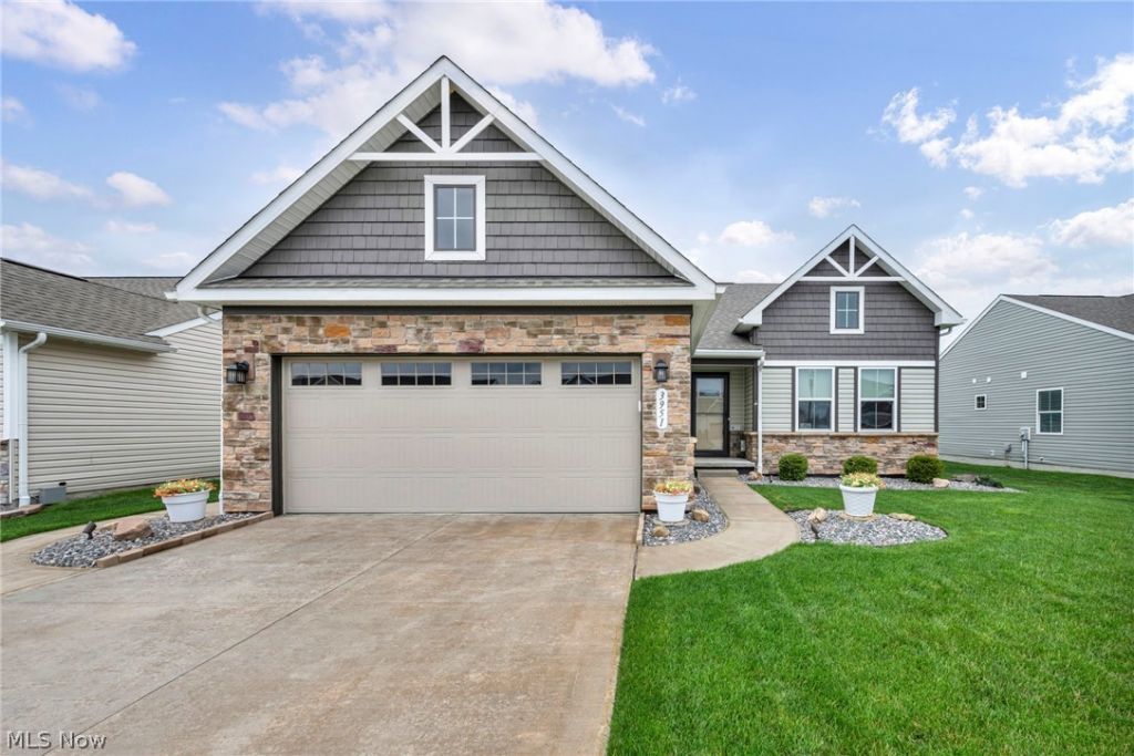 3951 Red Creek Court , Perry, OH 44081