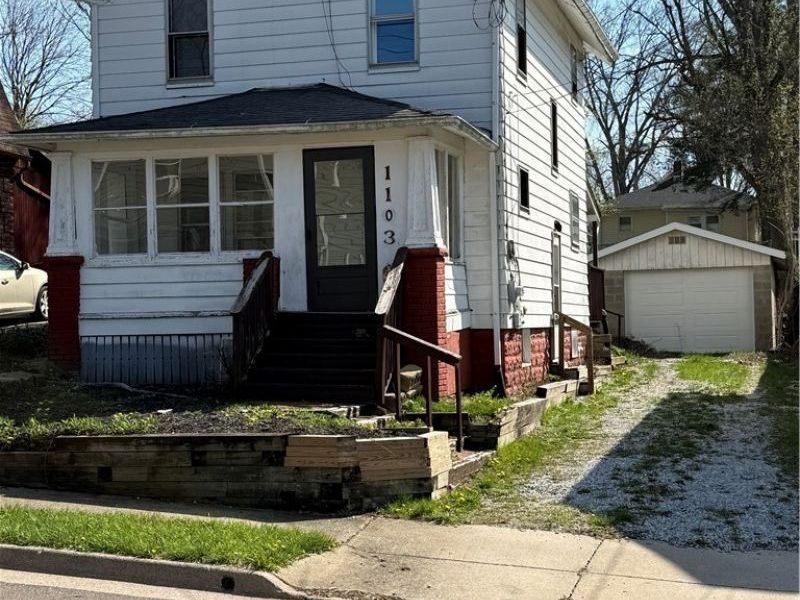 1103 Sawyer Avenue, Akron, OH 44310 Photo 1