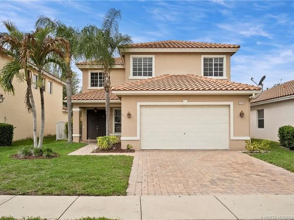 2736 SW Butterfly Lane, Palm City, FL 34990