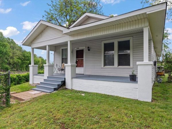 1565 S PARKWAY PKY E, Memphis, TN 38106