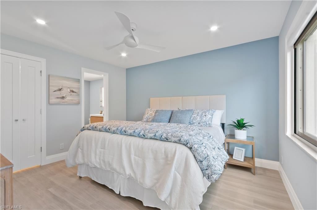 658 Broad Ave S, Unit J658, Naples, FL 34102 Photo