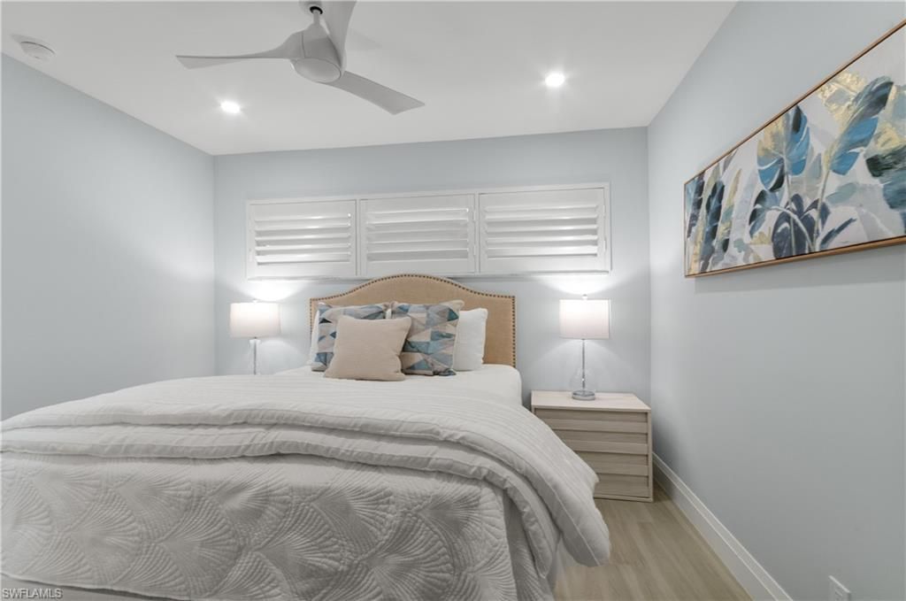 658 Broad Ave S, Unit J658, Naples, FL 34102 Photo