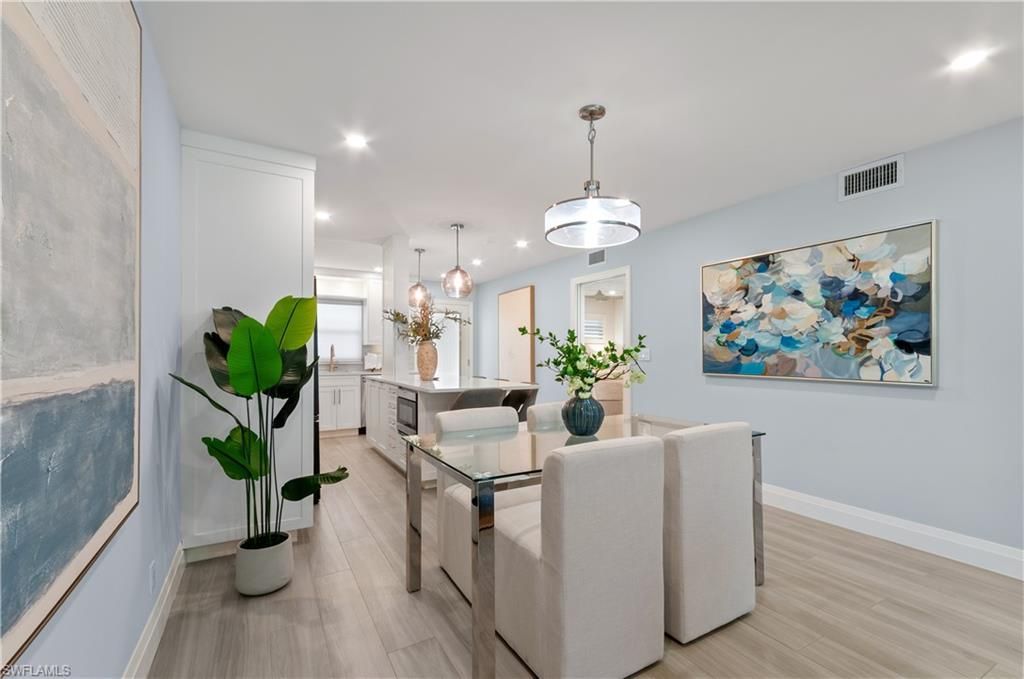 658 Broad Ave S, Unit J658, Naples, FL 34102 Photo