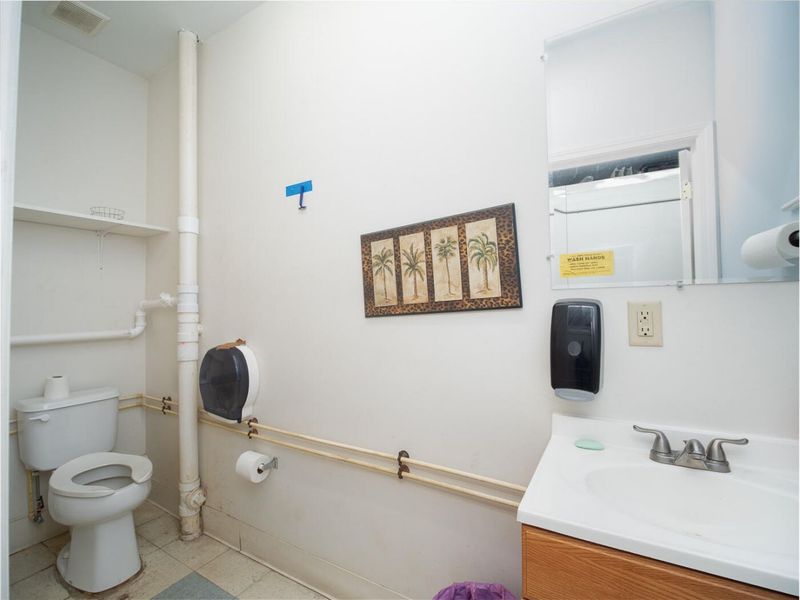 301 W 34th Street, Covington, KY 41015 Photo 12