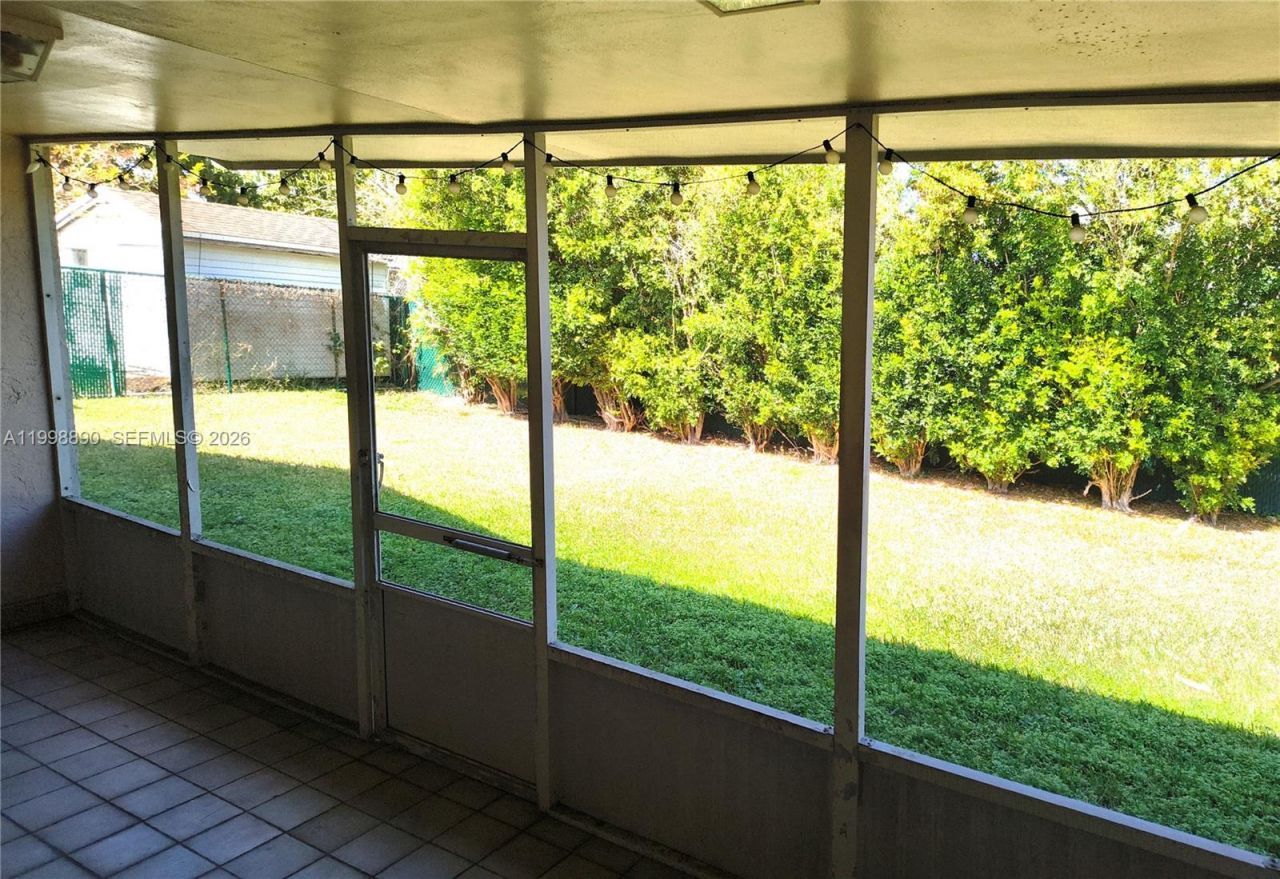 14527 SW 106th Ter, Miami, FL 33186 Photo