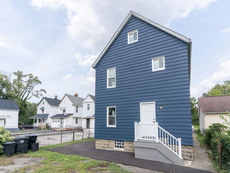 1464 E 123 Street, Cleveland, OH 44106 Photo 3