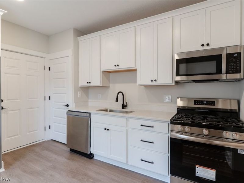 1464 E 123 Street, Cleveland, OH 44106 Photo 5