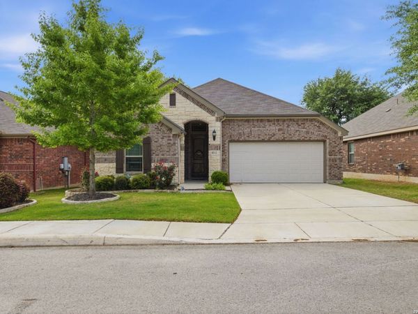 8512 Tulocay Blanca, Boerne, TX 78015