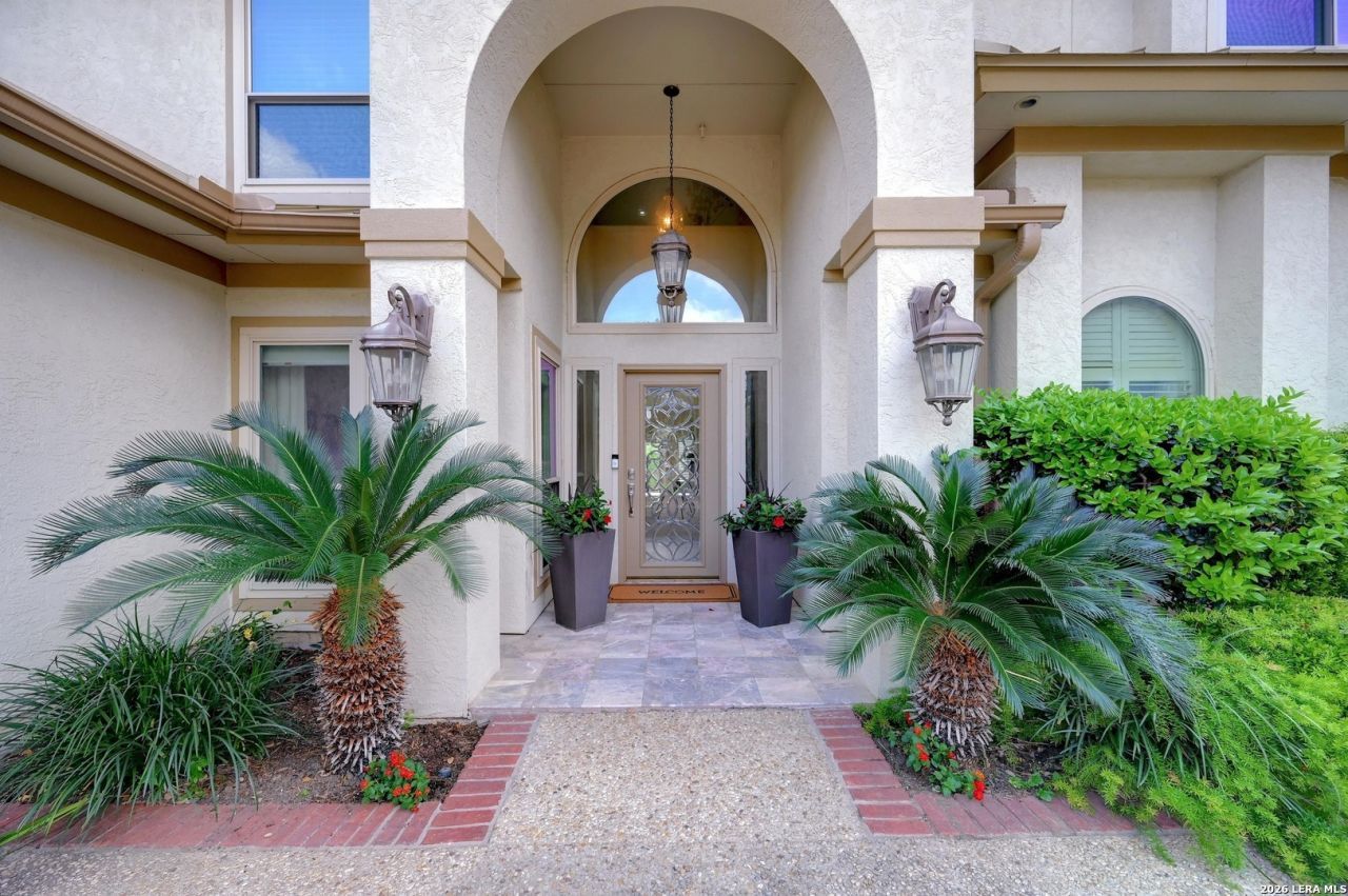 11827 Mill Rock Rd, San Antonio, TX 78230 Main Photo