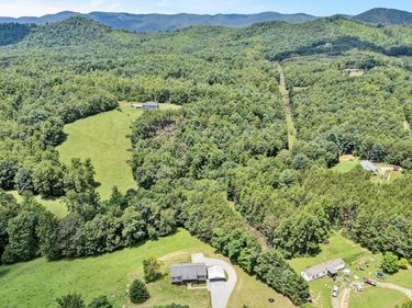 455 TWIN CREEKS DR, Ferrum, VA 24088
