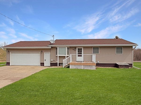 160 Lake Avenue N, Balaton, MN 56115