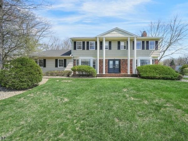 13 Flanders Drive, Montville, NJ 07045