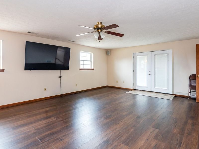 929 N Tecumseh Road, Springfield, OH 45504 Photo 16