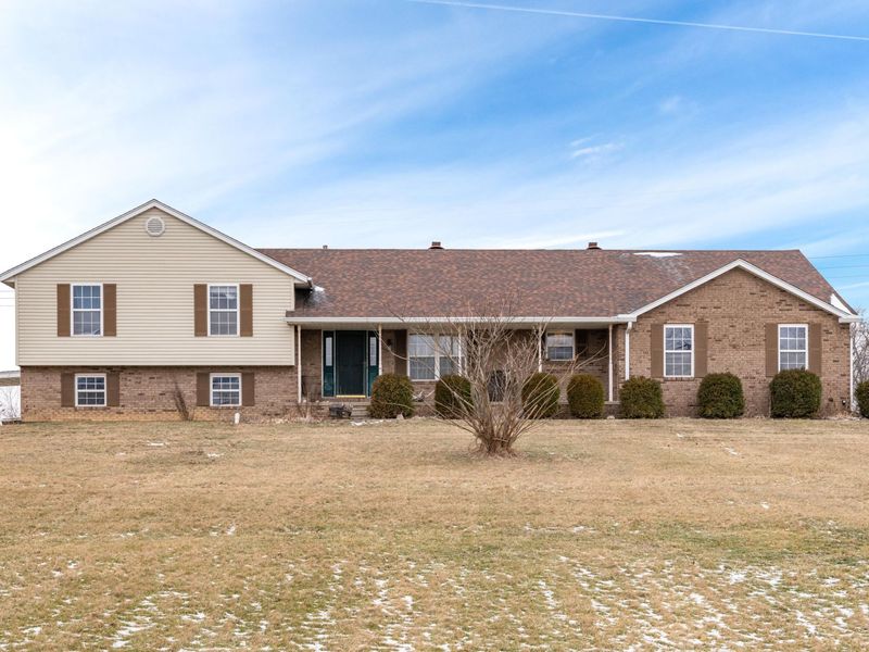 929 N Tecumseh Road, Springfield, OH 45504 Photo 2