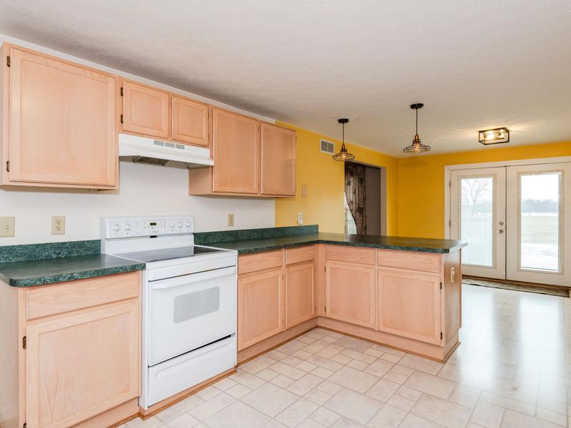 929 N Tecumseh Road, Springfield, OH 45504 Photo 8