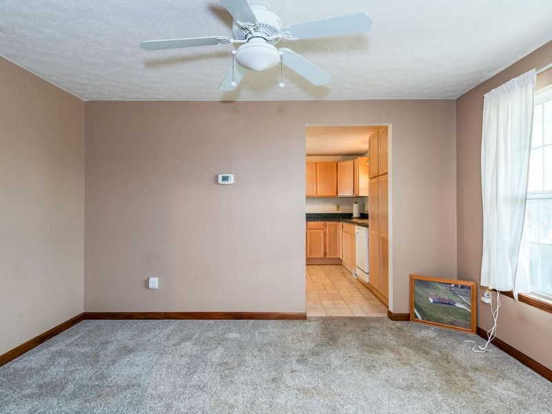 929 N Tecumseh Road, Springfield, OH 45504 Photo 8