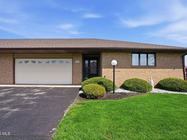 1 Windstone Court, Findlay, OH 45840