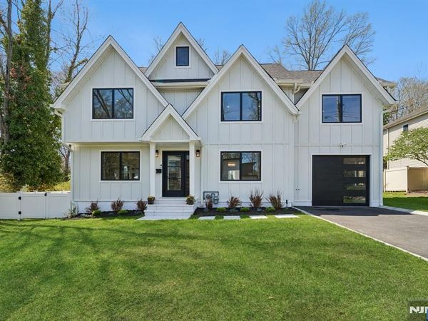 45 Meadow Street, DEMAREST, NJ 07627