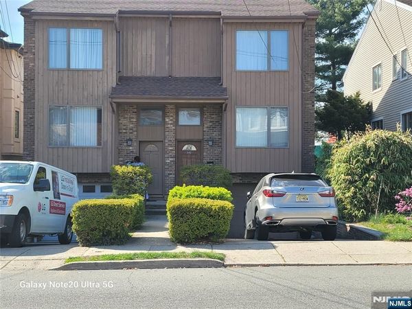 1643 Maple Street, FORT LEE, NJ 07024