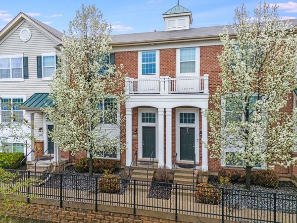 1525 E Arbor Lane , Arlington Heights, IL 60004