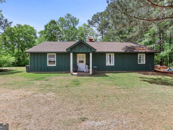 2014B BRADBURY Road, Grantville, GA 30220